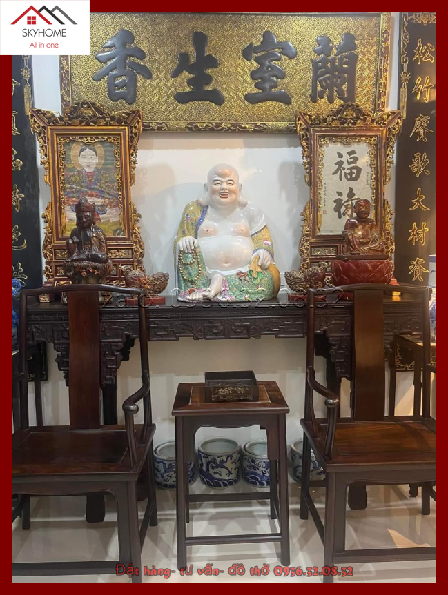 Hoành phi gỗ phòng thờ chữ Lan thất sinh hương